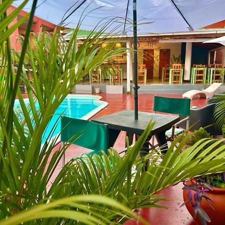 Tupa Hotel Iguazu Puerto Iguazú Exteriör bild