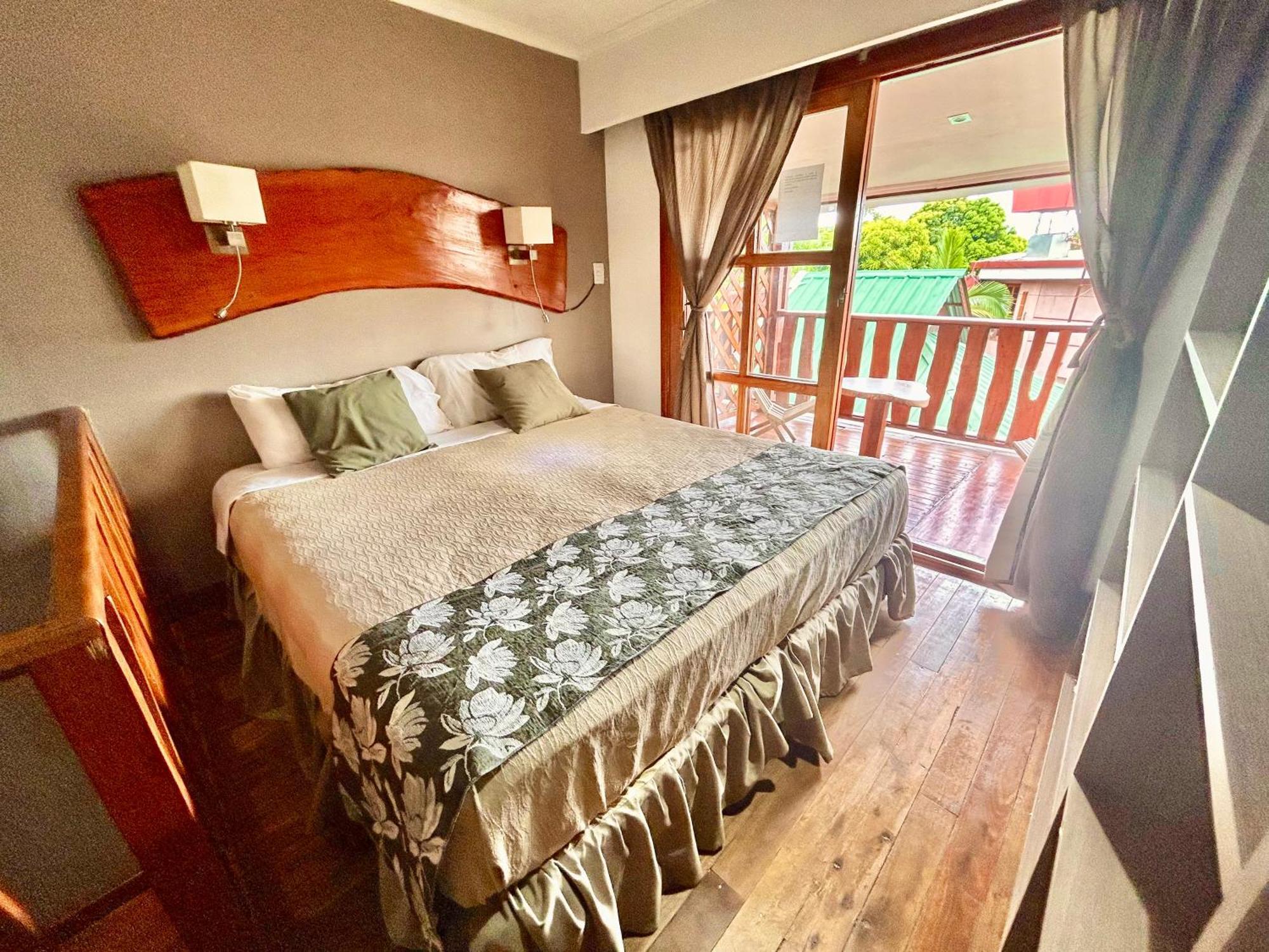 Tupa Hotel Iguazu Puerto Iguazú Exteriör bild