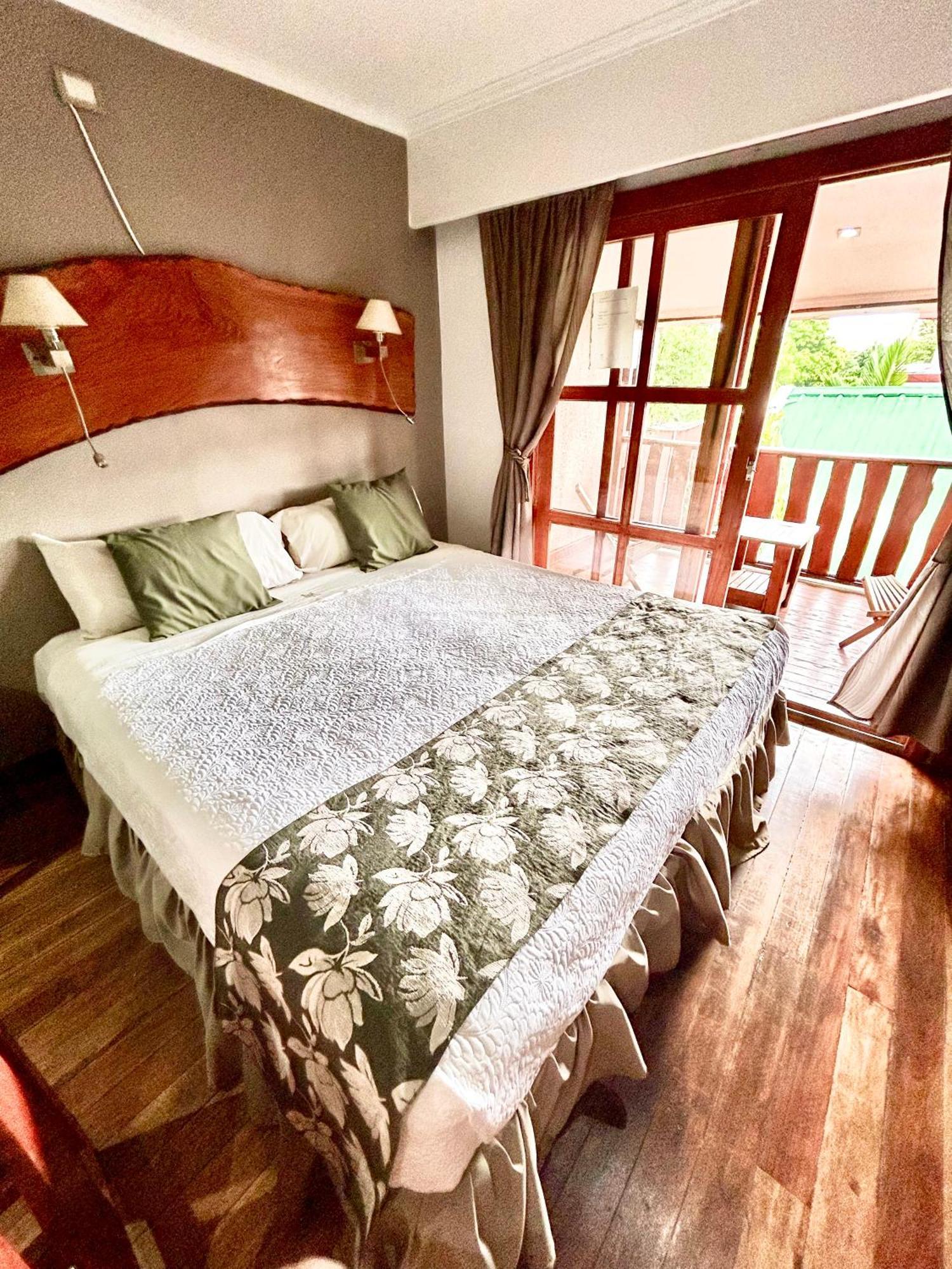 Tupa Hotel Iguazu Puerto Iguazú Exteriör bild
