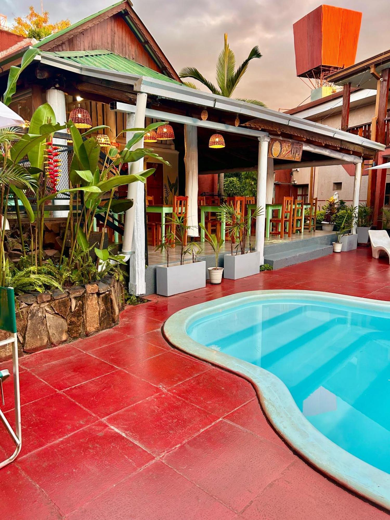 Tupa Hotel Iguazu Puerto Iguazú Exteriör bild