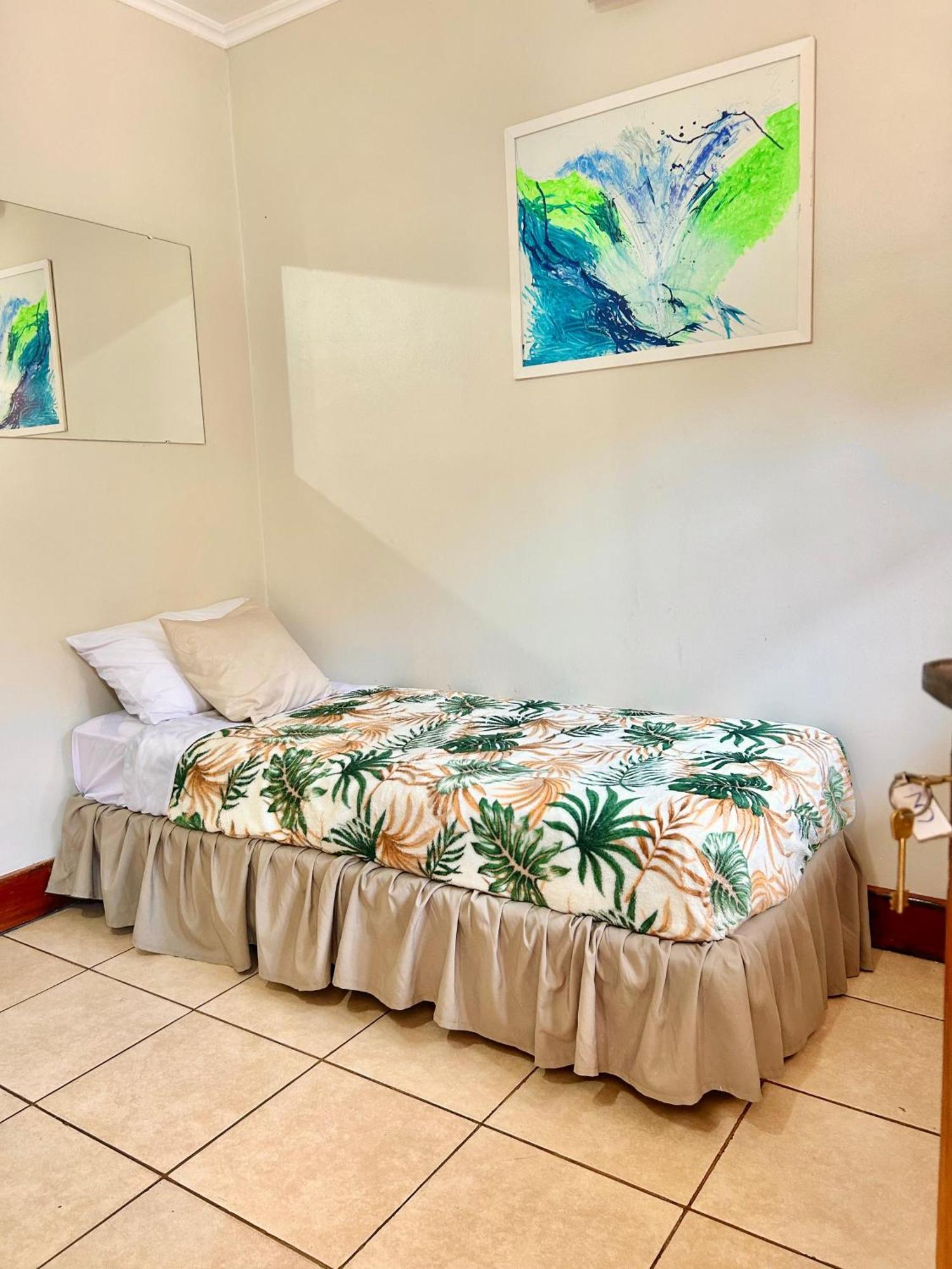 Tupa Hotel Iguazu Puerto Iguazú Exteriör bild