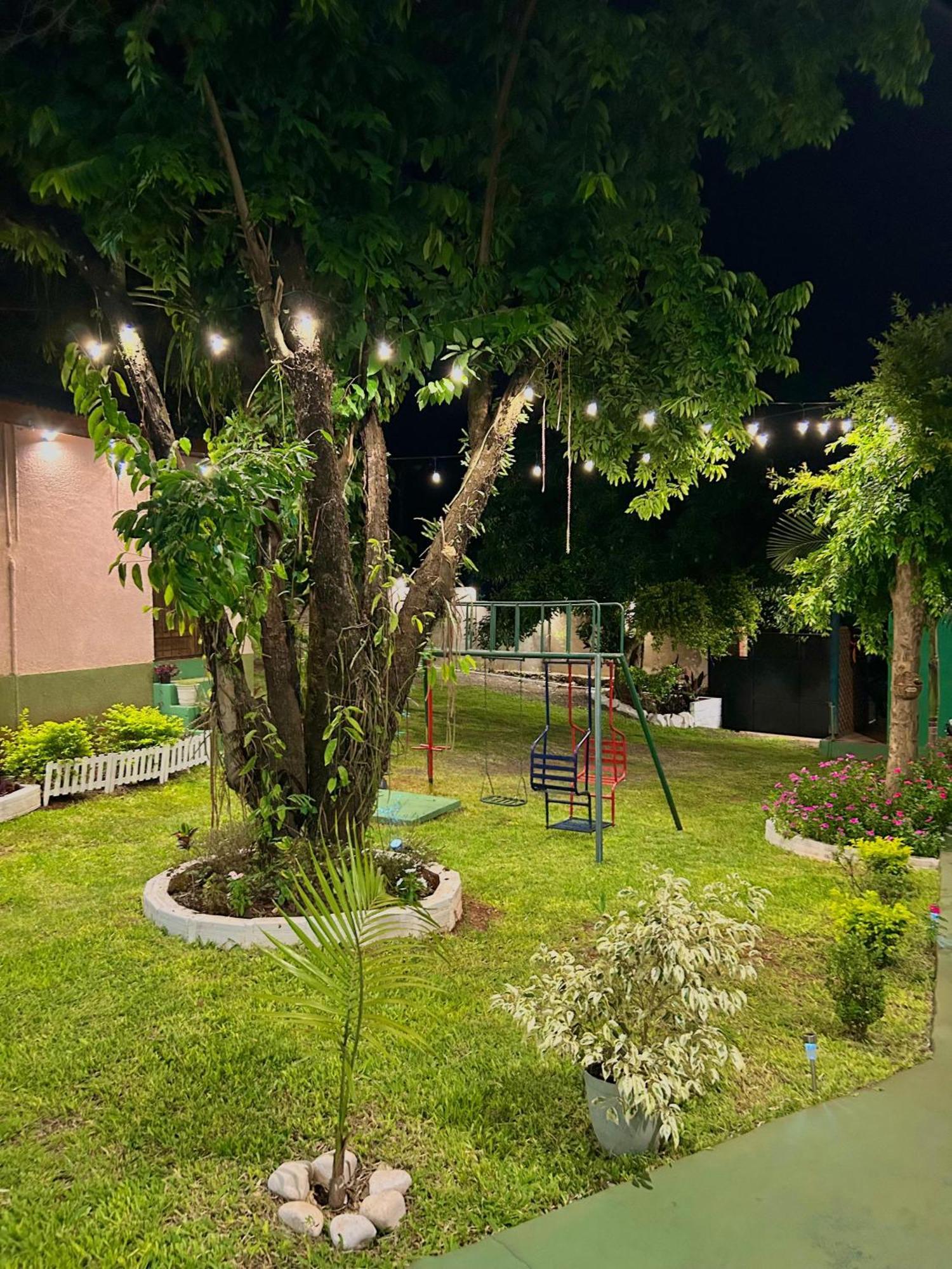 Tupa Hotel Iguazu Puerto Iguazú Exteriör bild