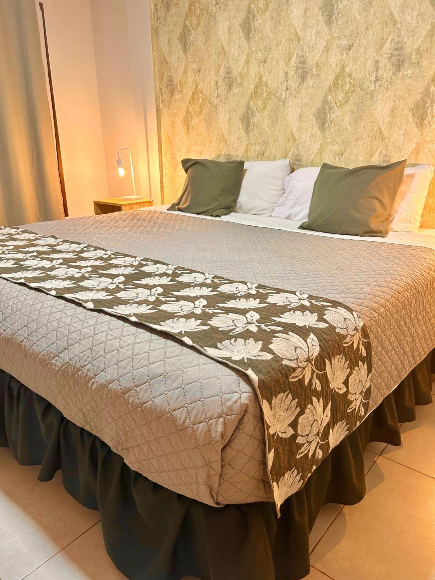 Tupa Hotel Iguazu Puerto Iguazú Exteriör bild